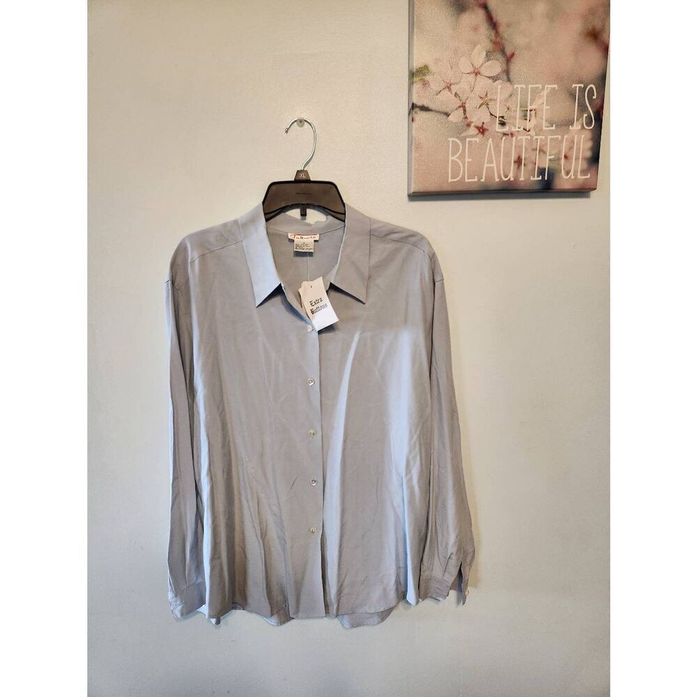 NWT Vintage Talbots Size 14 100% size Light Blue Blouse Button Down Dress Shirt